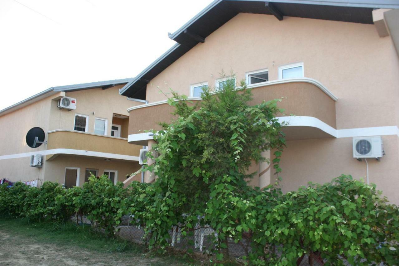 Apartments Emerald أولتْسي المظهر الخارجي الصورة